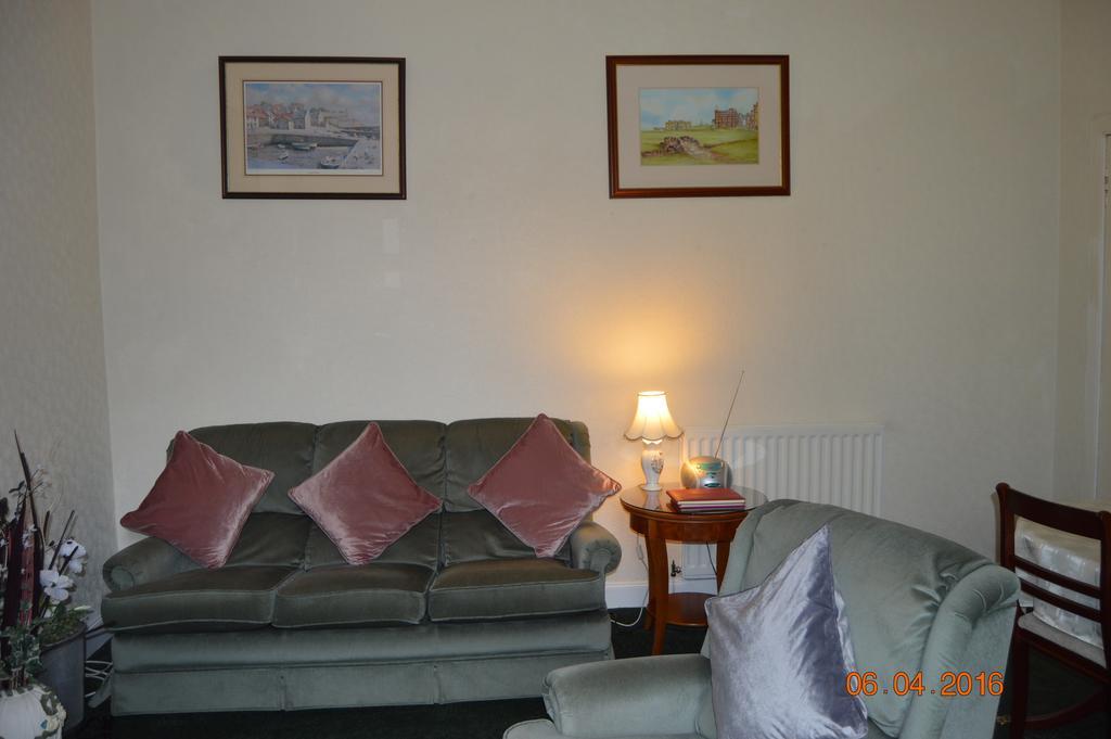 Carnegie Holiday Cottage 던펌린 외부 사진