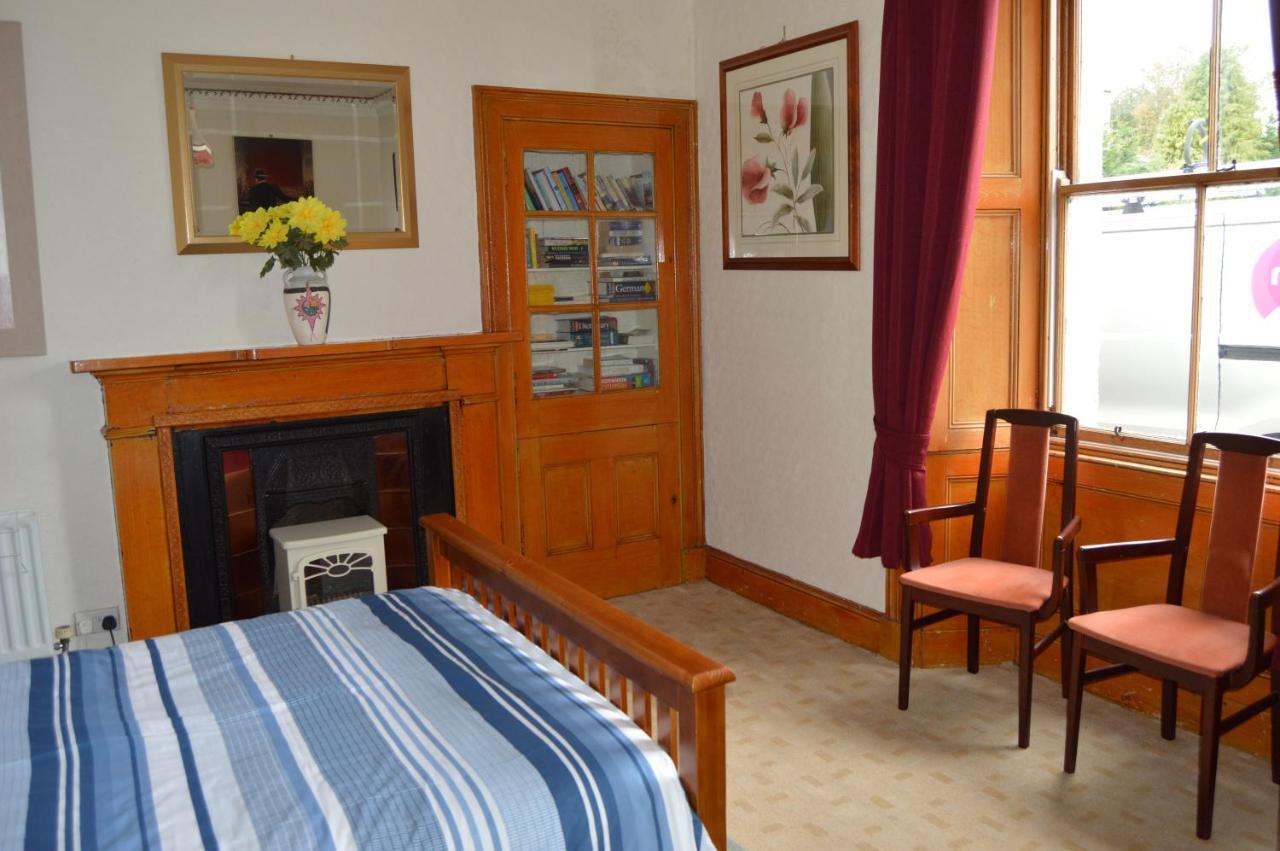 Carnegie Holiday Cottage 던펌린 외부 사진
